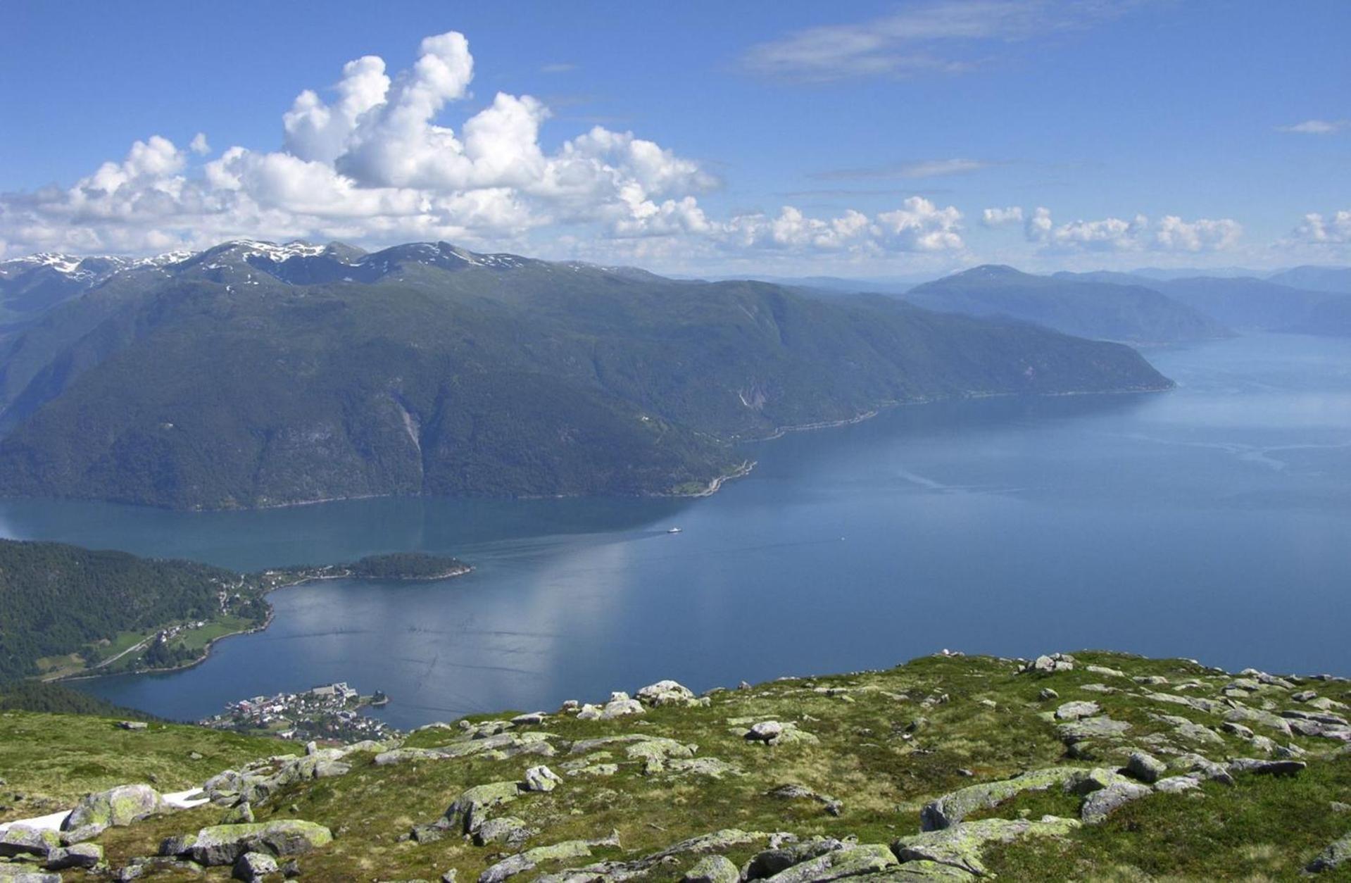 Balestrand Fjordapartments Екстер'єр фото