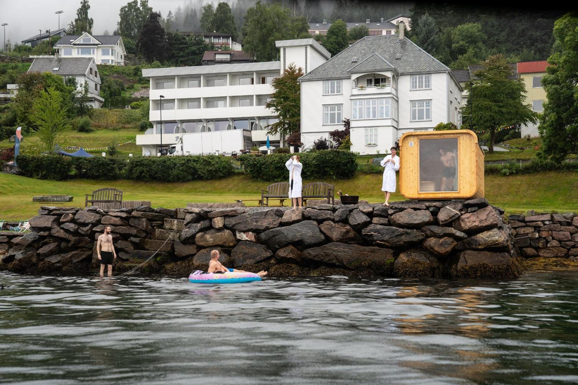 Balestrand Fjordapartments Екстер'єр фото