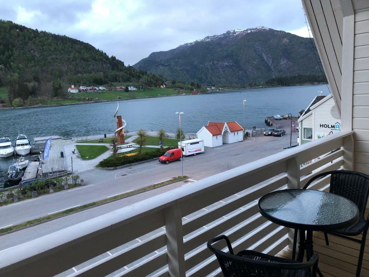 Balestrand Fjordapartments Екстер'єр фото