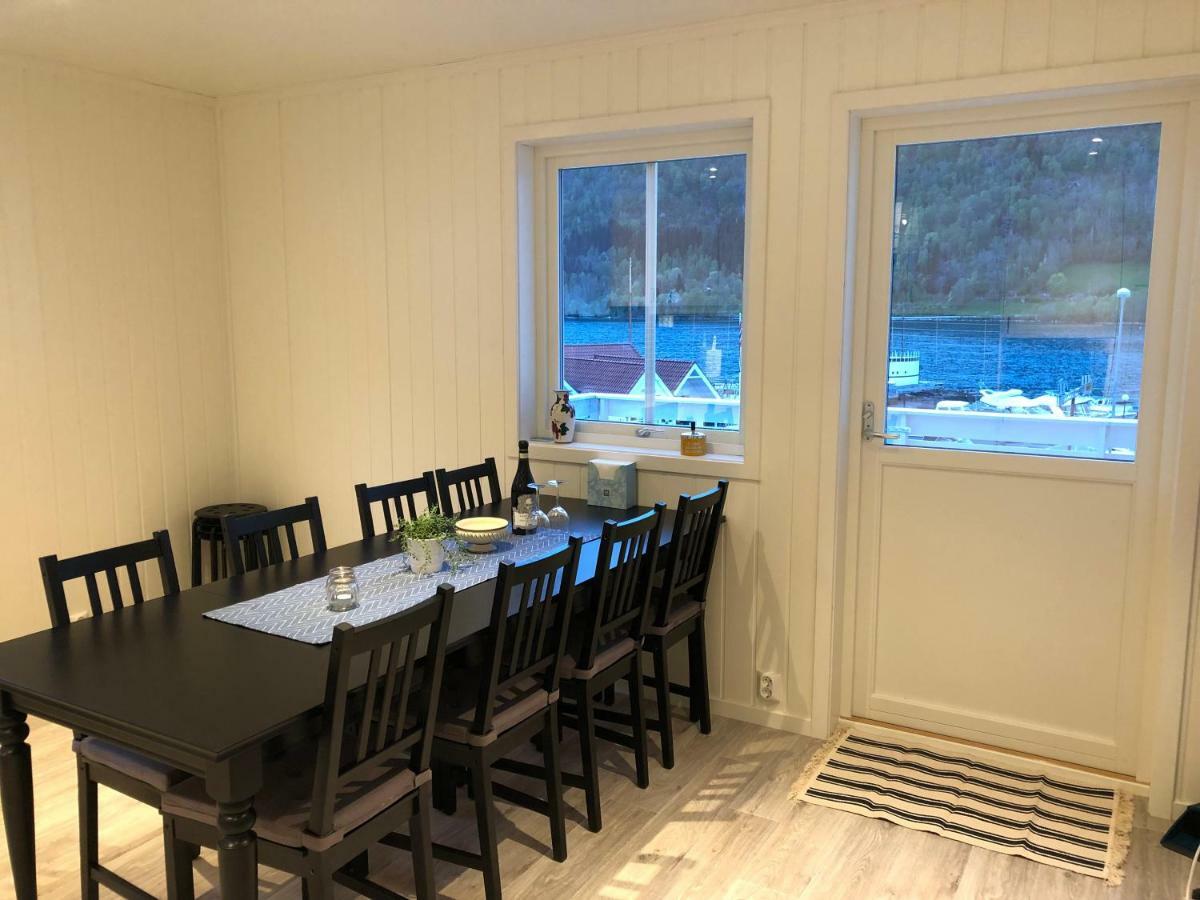 Balestrand Fjordapartments Екстер'єр фото